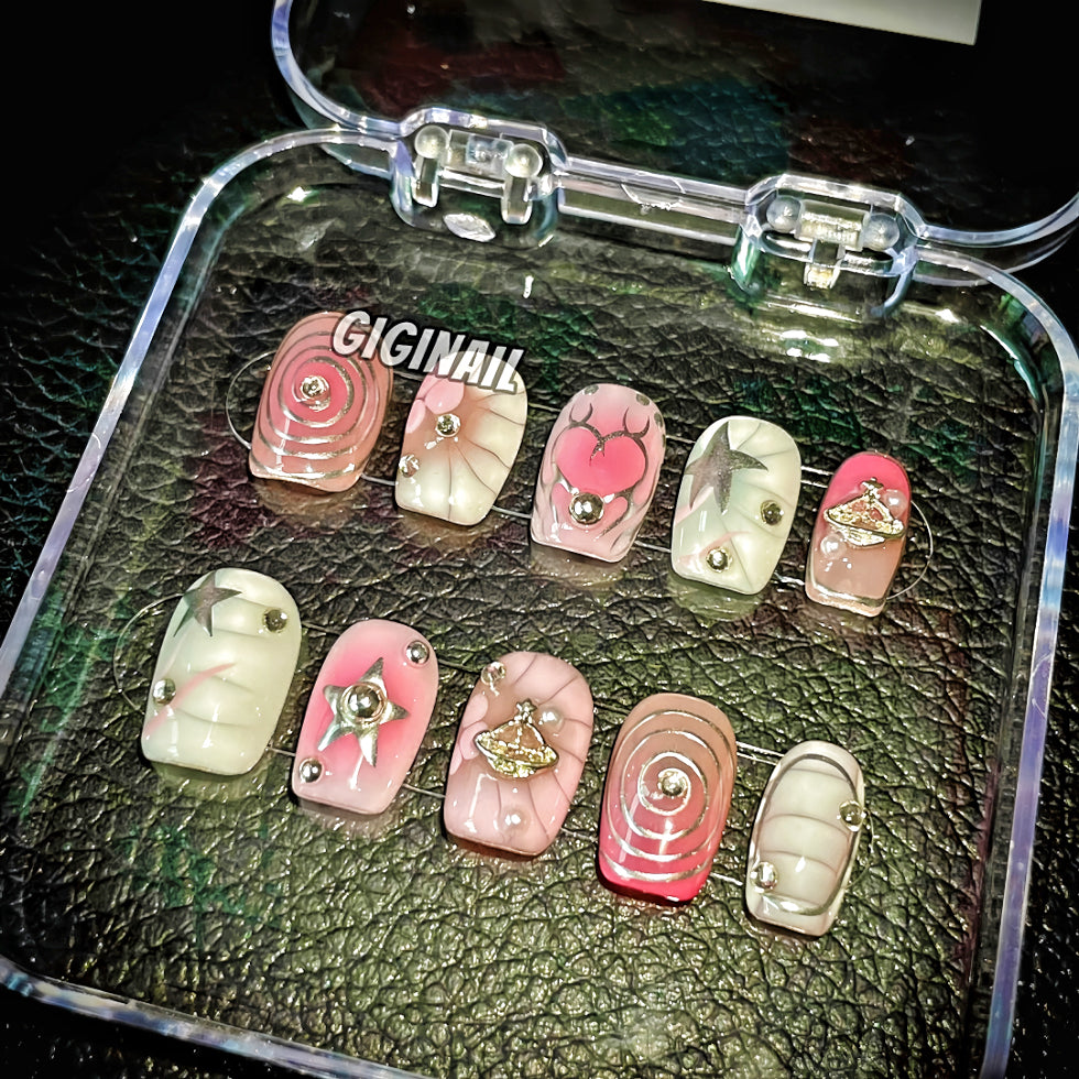 【Custom】Pink & White Ombre Spiral Nails