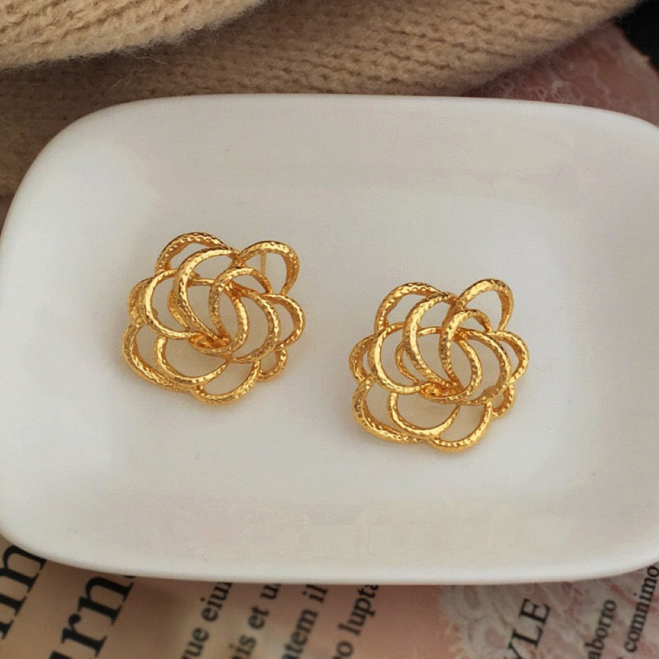 Vintage Copper Real Gold Plated Hollowed Out Flower Earring