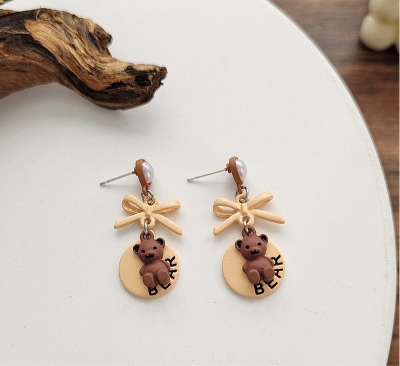 Cute Light Brown Heart Bear Bow Pierced|Clip Earring
