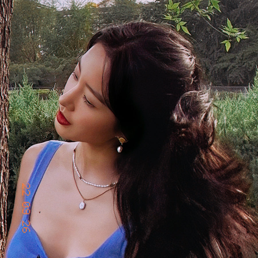 Vintage Baroque Freshwater Pearl Shell Earring