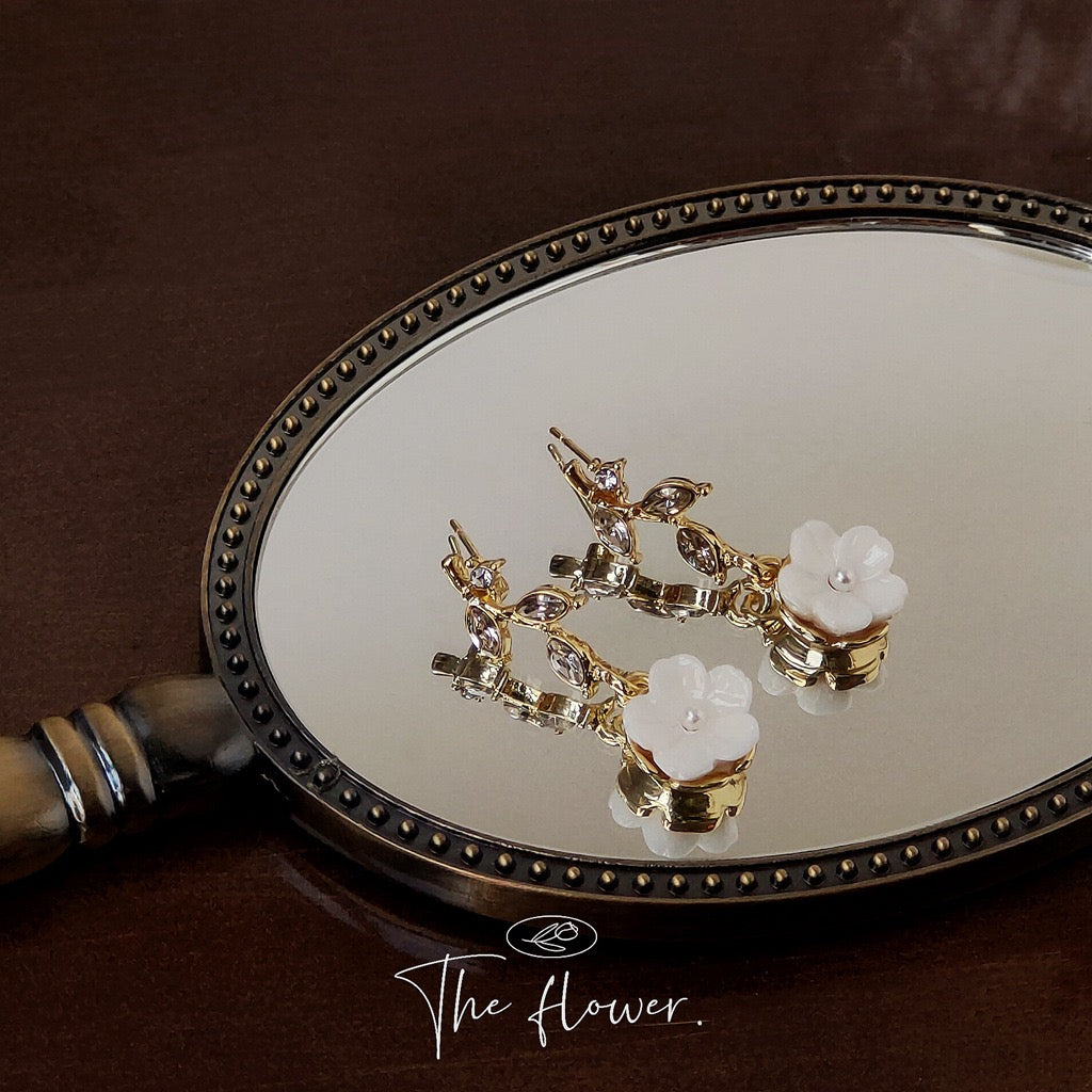 Resin Flower Inlay Rhinestone Earrings for Women