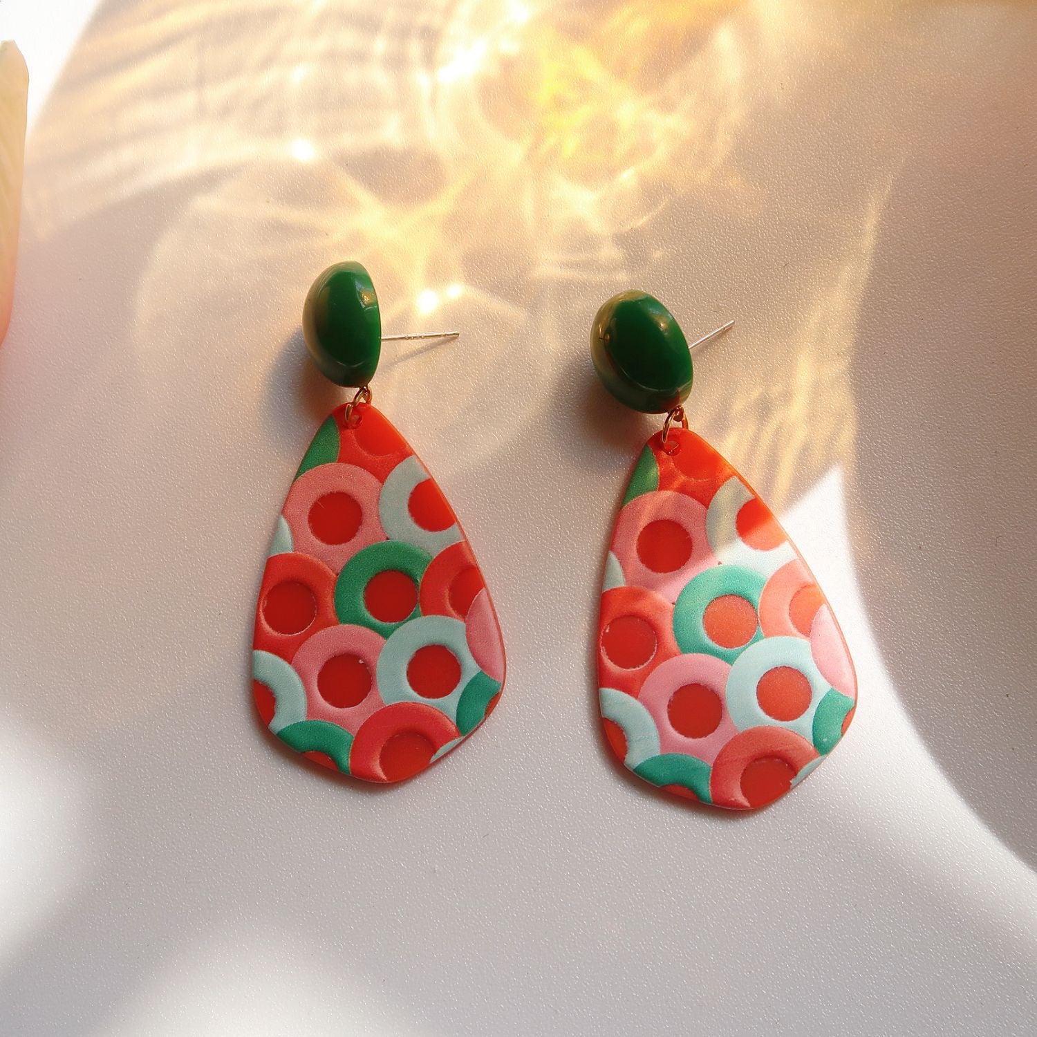 Vintage Contrast Earring