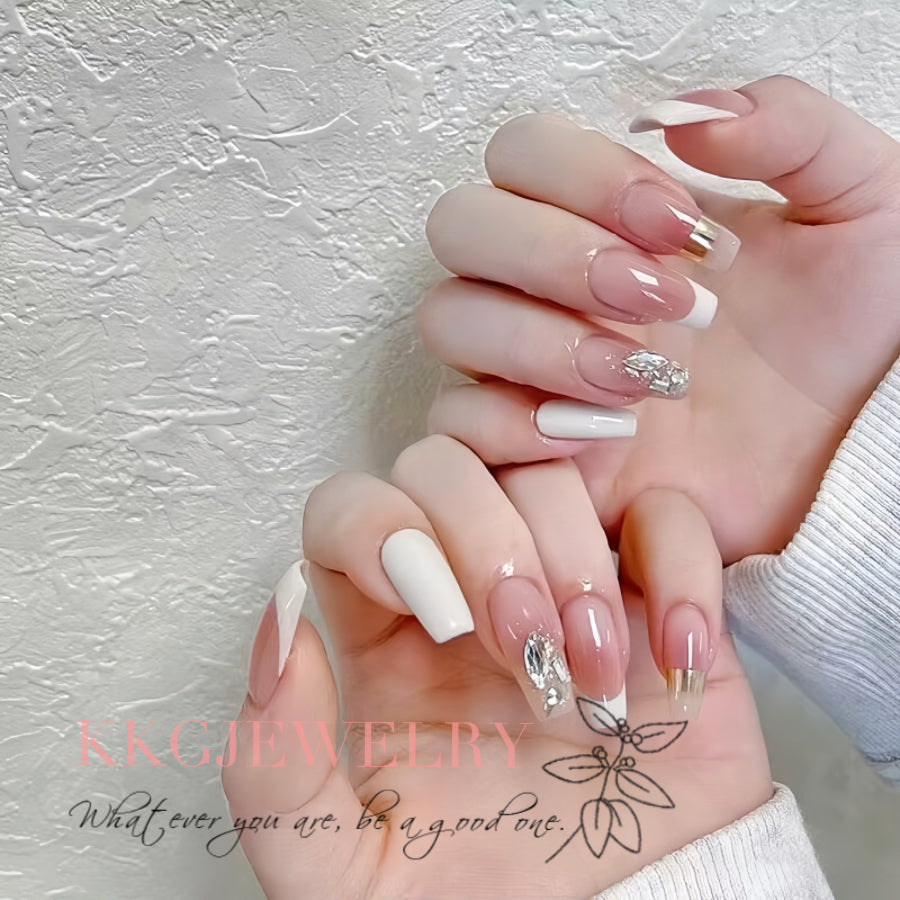 【Hand made】 Sparkly White and Pink Mid Gel Nails