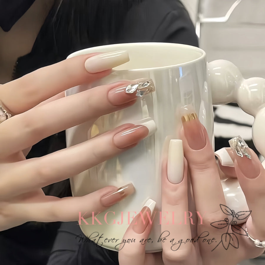 【Hand made】 Sparkly White and Pink Mid Gel Nails