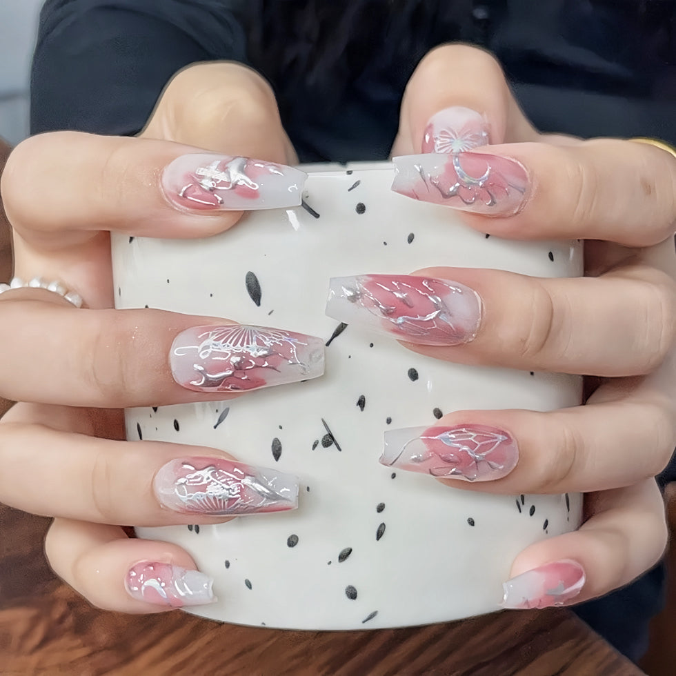 【Hand made】White & Pink Gradient with Silver Design Nails