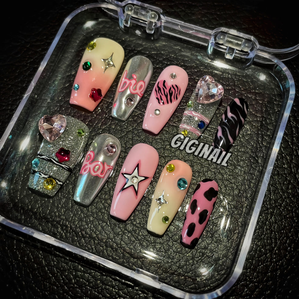 【Custom】Artsy Heart Barbie False Nails
