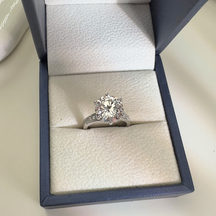 Silver Wedding Moissanite Open Ring