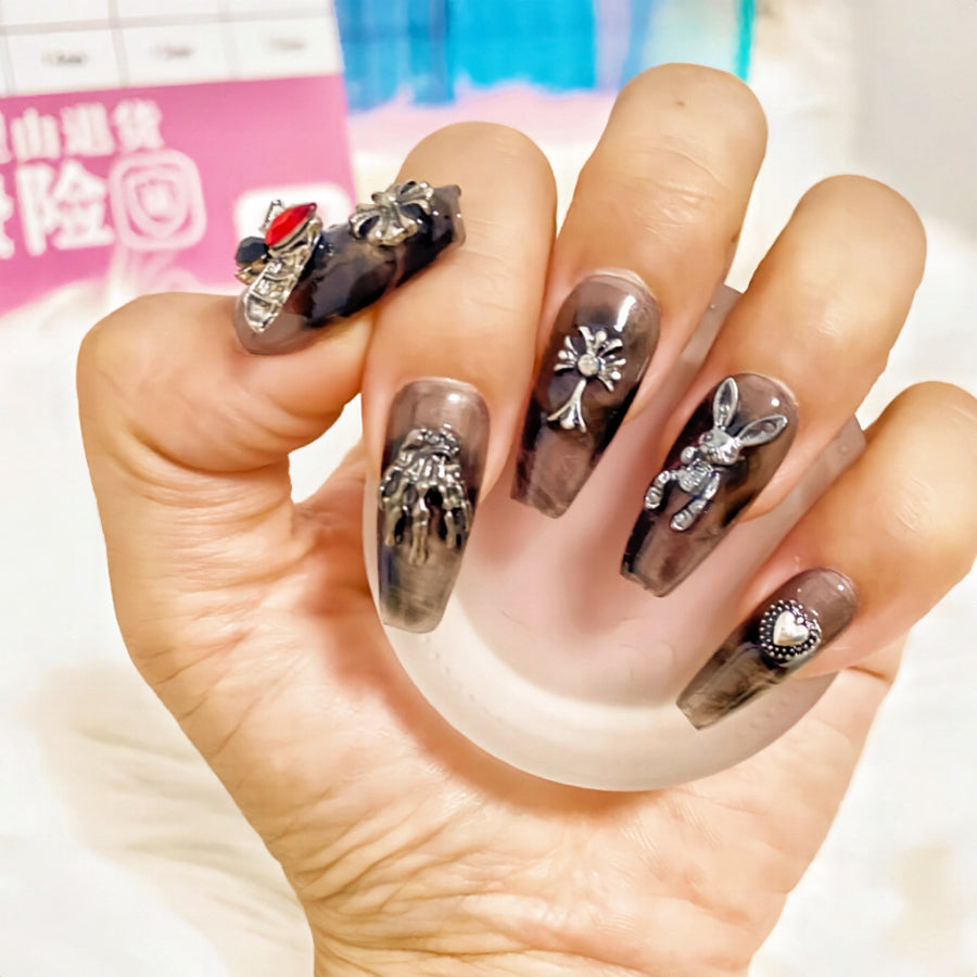 【Hand made】Black Rabbit & Chrome Heart Halloween Press-on nails