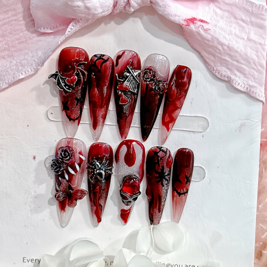 【Hand made】Bloody Silver Almond Halloween Press-on Nails