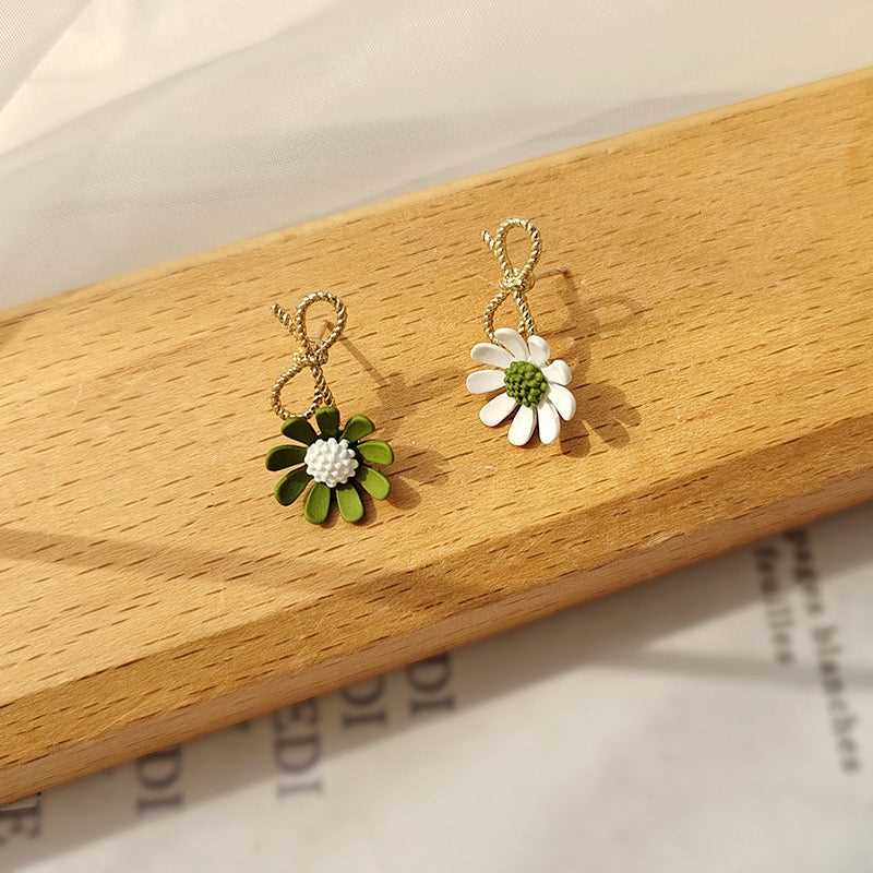 Forest Green Flower Pierced Earring