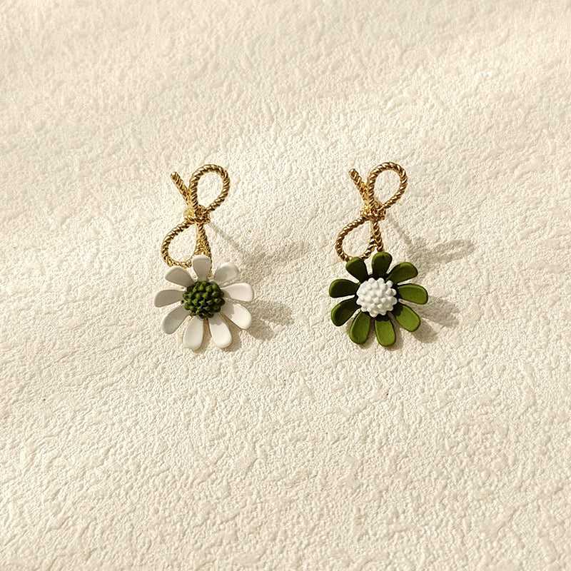 Forest Green Flower Pierced Earring