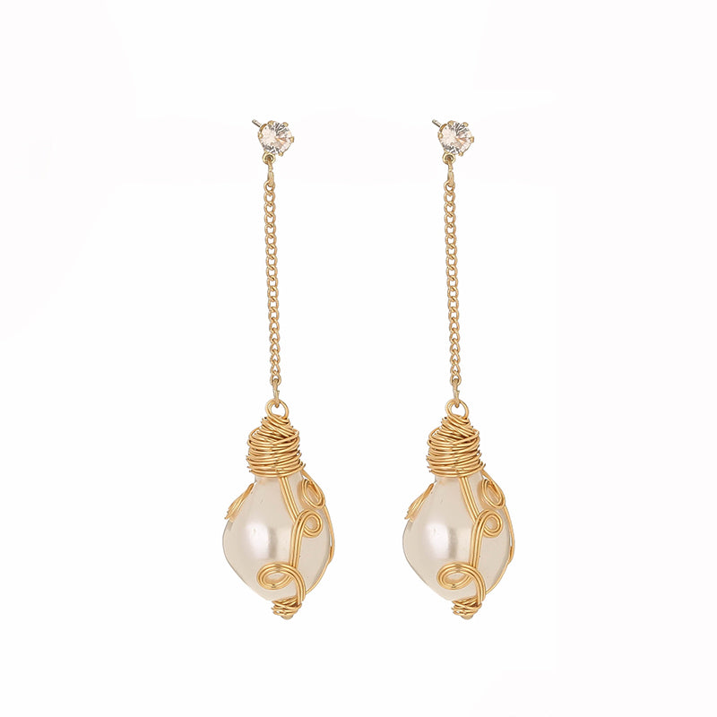 Retro Fashion Exquisite FAUX Pearl Drop Earring