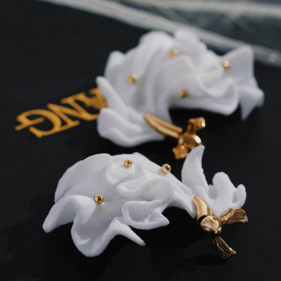 White 3D Print Vintage Pisces Earrings