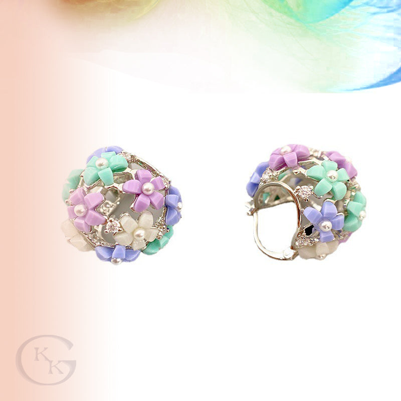 Sphere Flowers Shaped Hoop Earrings