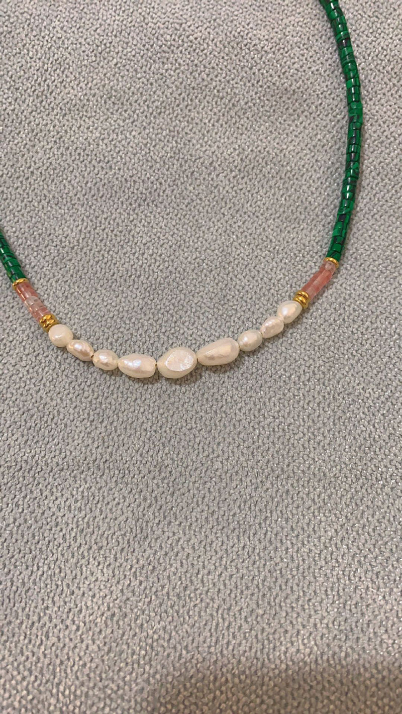 Green White Natural Pearl Necklace