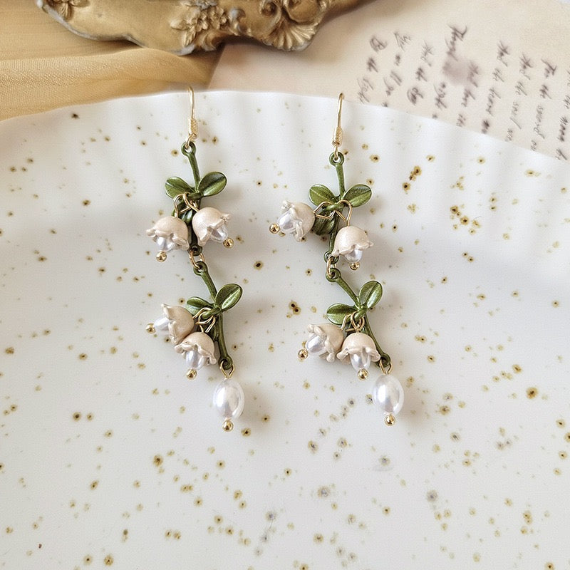 Vintage White Lily of the Valley Long Earring