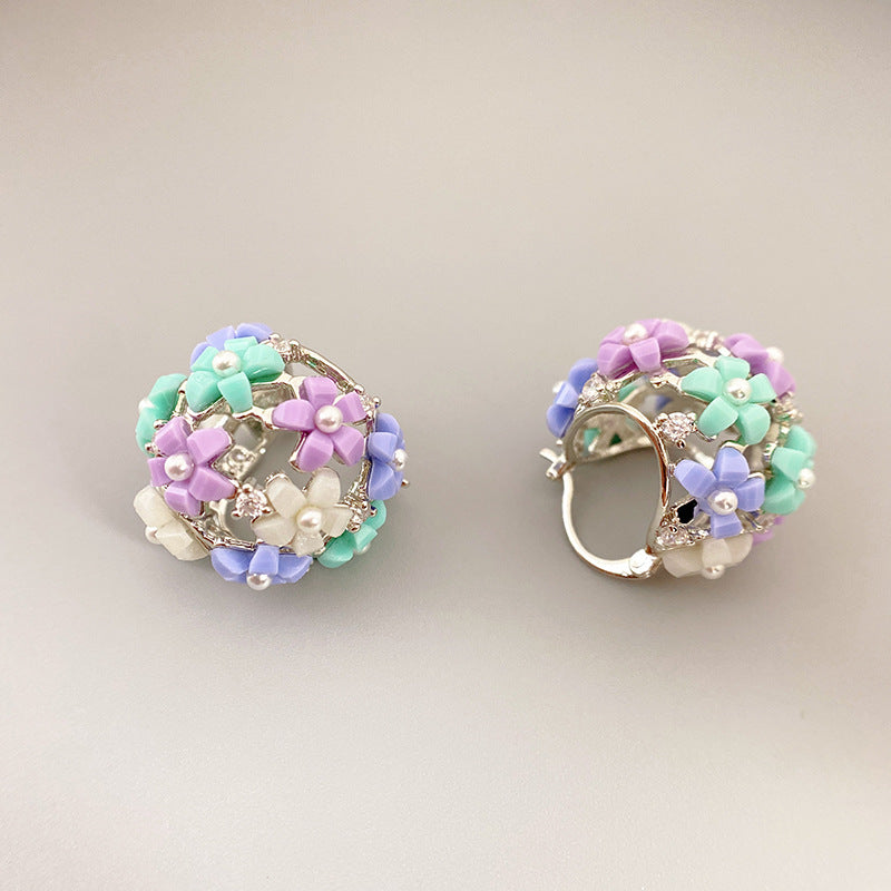 Sphere Flowers Shaped Hoop Earrings