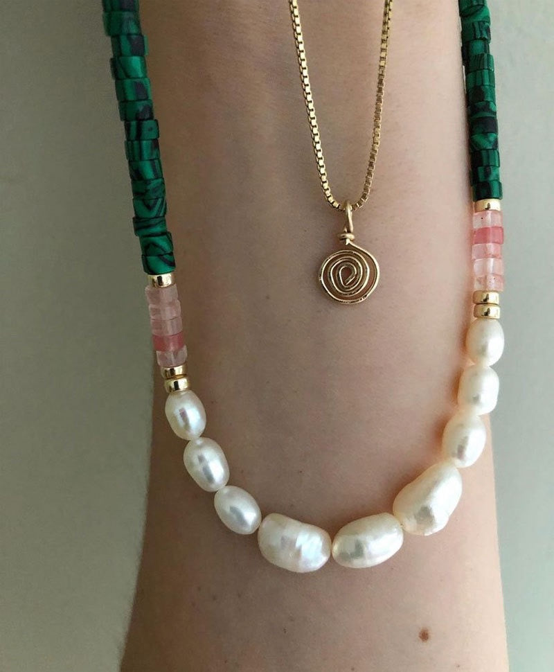 Green White Natural Pearl Necklace