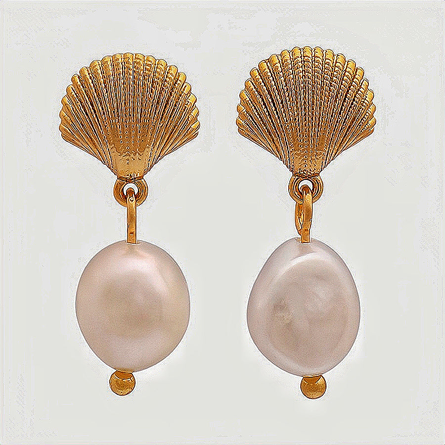 Vintage Baroque Freshwater Pearl Shell Earring