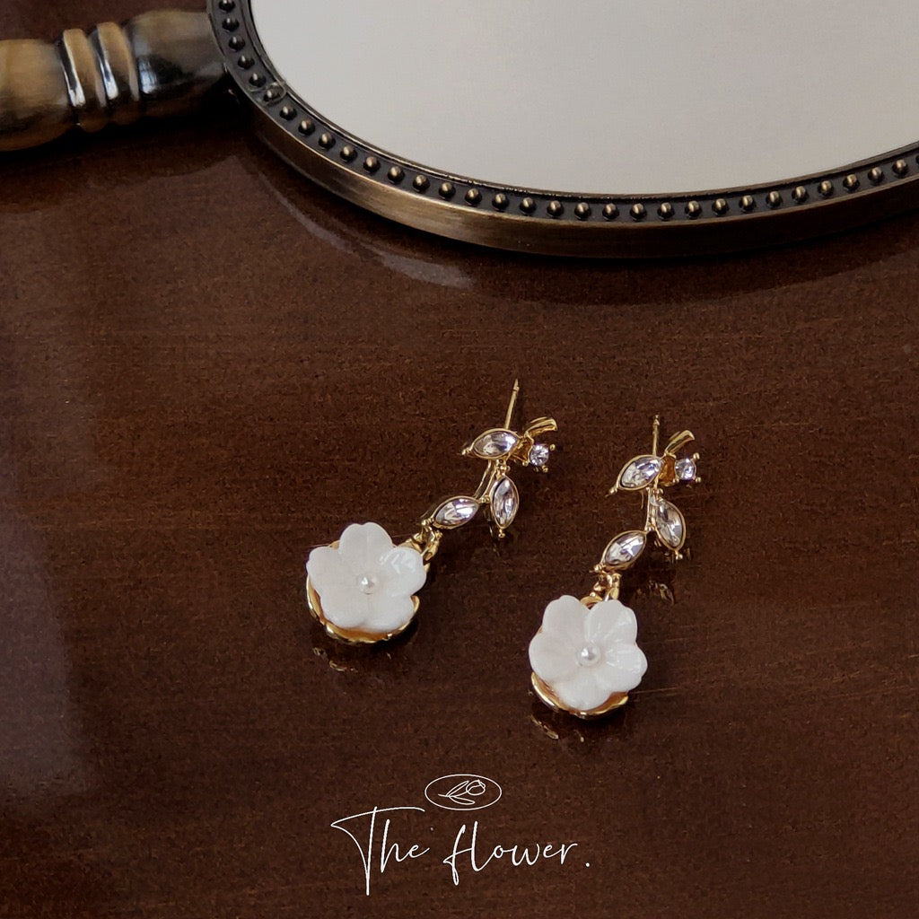Resin Flower Inlay Rhinestone Earrings for Women