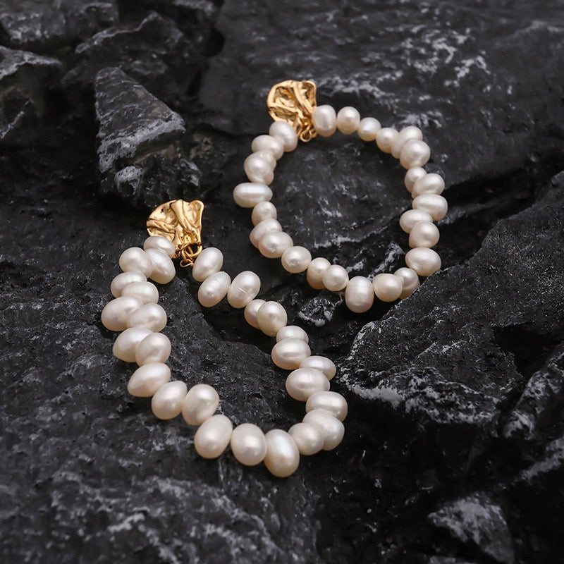 Natural Pearl Dangle Hoop Earring