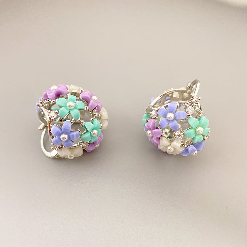 Sphere Flowers Shaped Hoop Earrings